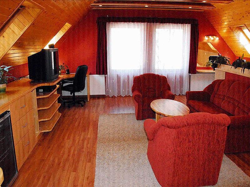 Hotel Platan Panzio à Dobogoko Chambre photo